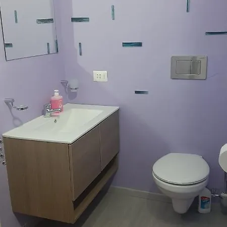 Pressi Aeroporto Costa Smeralda *