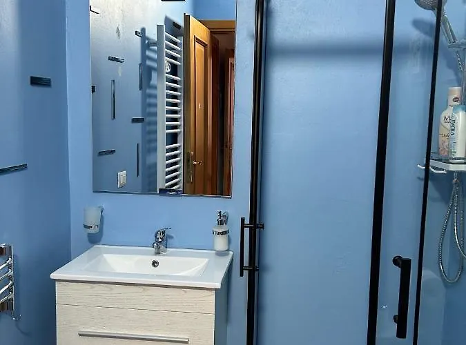 Pressi Aeroporto Costa Smeralda *