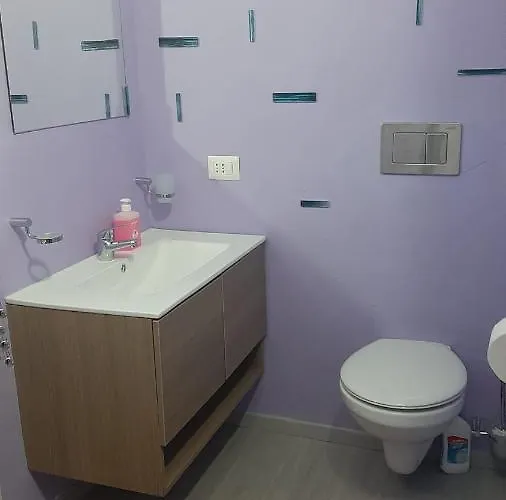 Pressi Aeroporto Costa Smeralda *